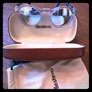 illesteva Leonard Sunglasses